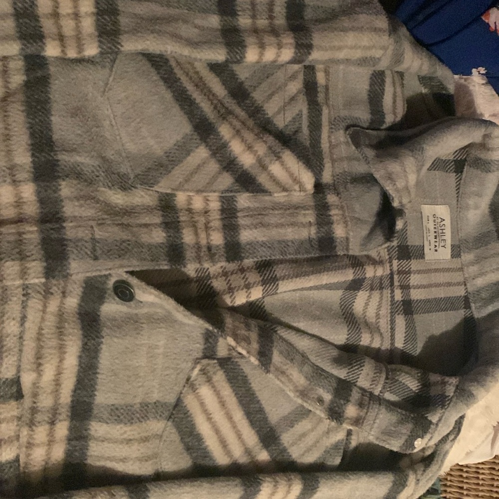 gray sweater